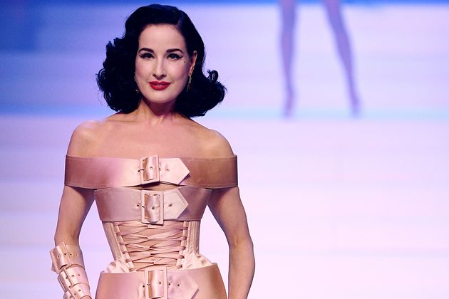 Auch Dita Von Teese lief über den Laufsteg.