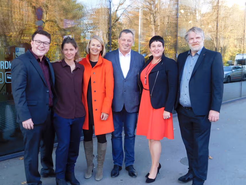 Roter Machtkampf scheint noch nicht zu Ende