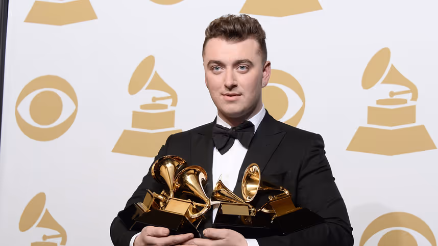 „Writing‘s on the Wall“: Sam Smith singt James-Bond-Titelsong
