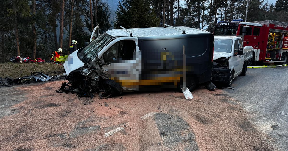 Gro-einsatz-nach-Unfall-im-Oberland-Acht-Verletzte-vier-Autos-beteiligt