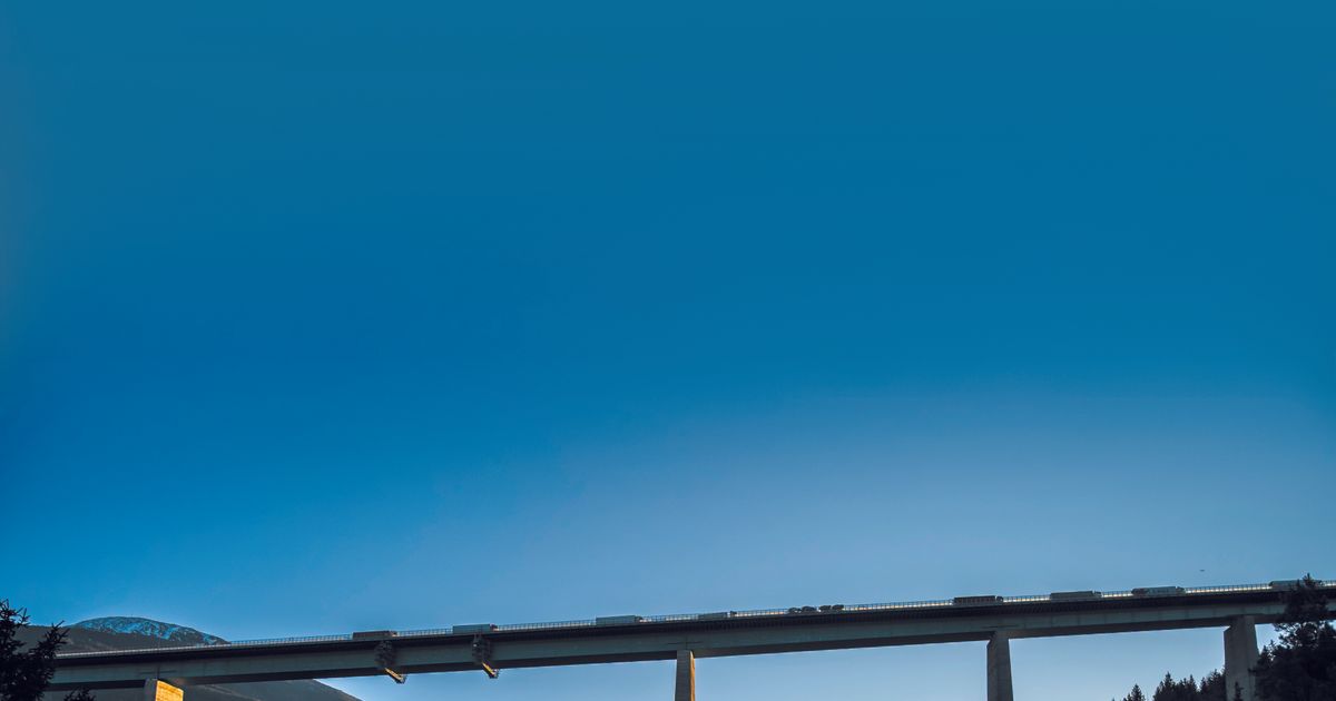 Verkehrsbilanz-gibt-es-Tirol-hei-kalt-Mehr-Transit-Lkw-weniger-Pkw-am-Brenner