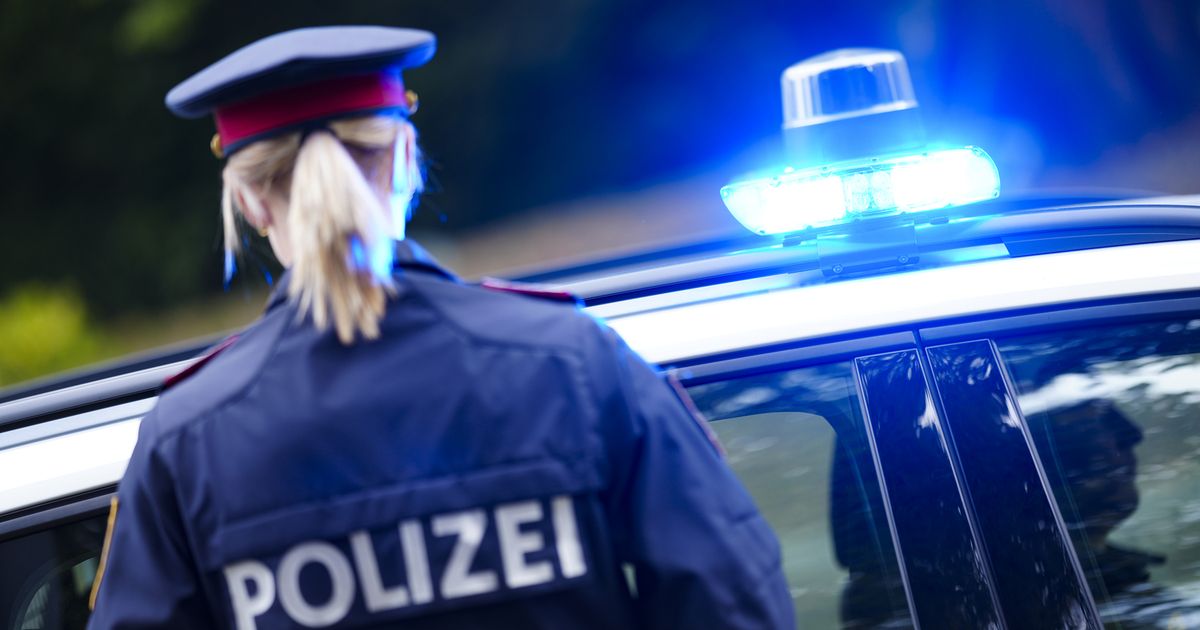 Schwerer-Sturz-in-Innsbruck-62-j-hriger-Motorradfahrer-bei-Ausweichman-ver-verletzt