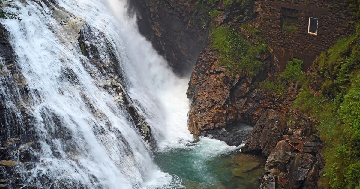Tragischer Unfall am Gasteiner Wasserfall: Schwede (26) stürzte 100 Meter ...