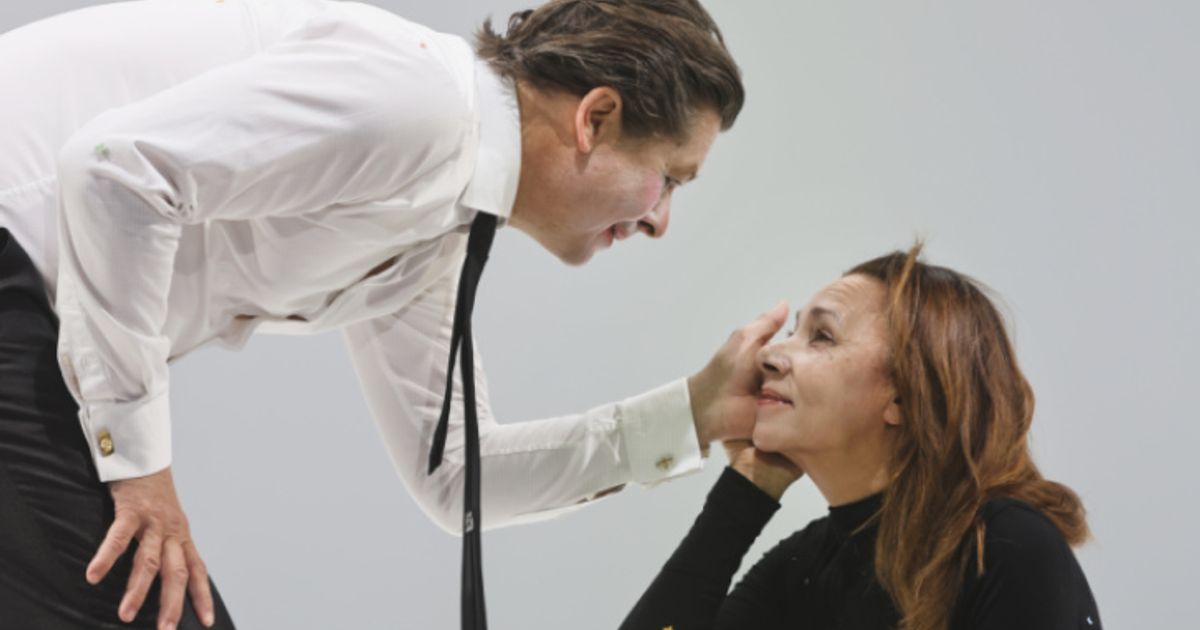 Trauriges-Lustspiel-Leonce-und-Lena-in-den-Kammerspielen