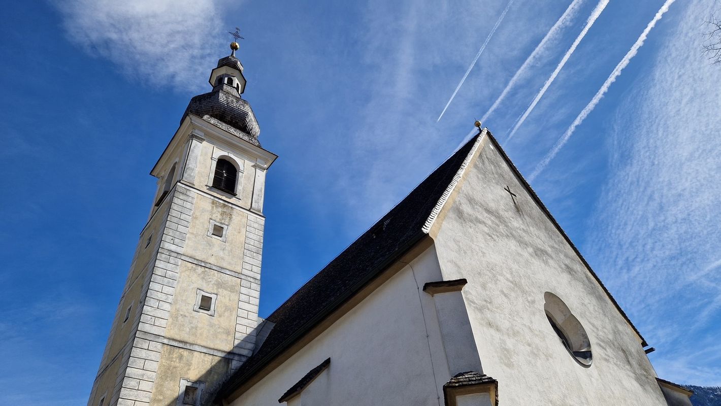 Kunstausstellung und ein Fest sollen Lienzer Michaelskirche vor dem Verfall retten