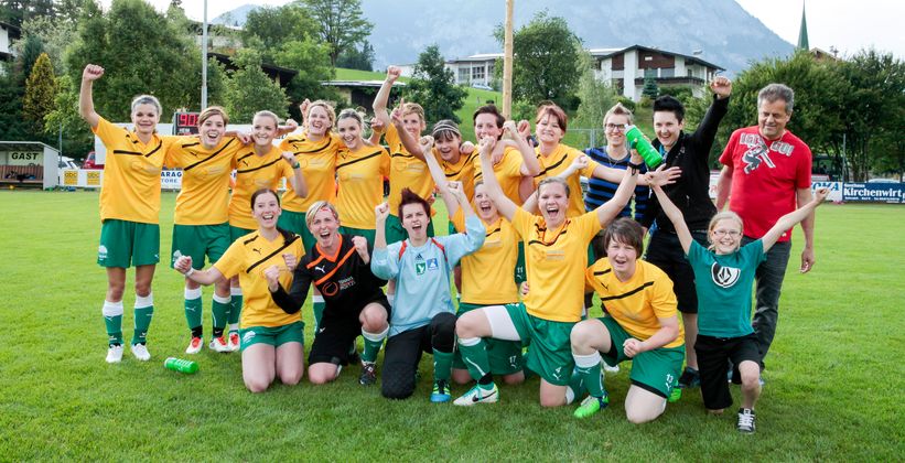 Damen-Tiroler-Liga: Im Frühjahr gewannen die Haimingerinnen mit Kapitänin Stefanie Jäger alle Spiele. Sabrina Kirchmair netzte als beste Schützin 21-mal ein.