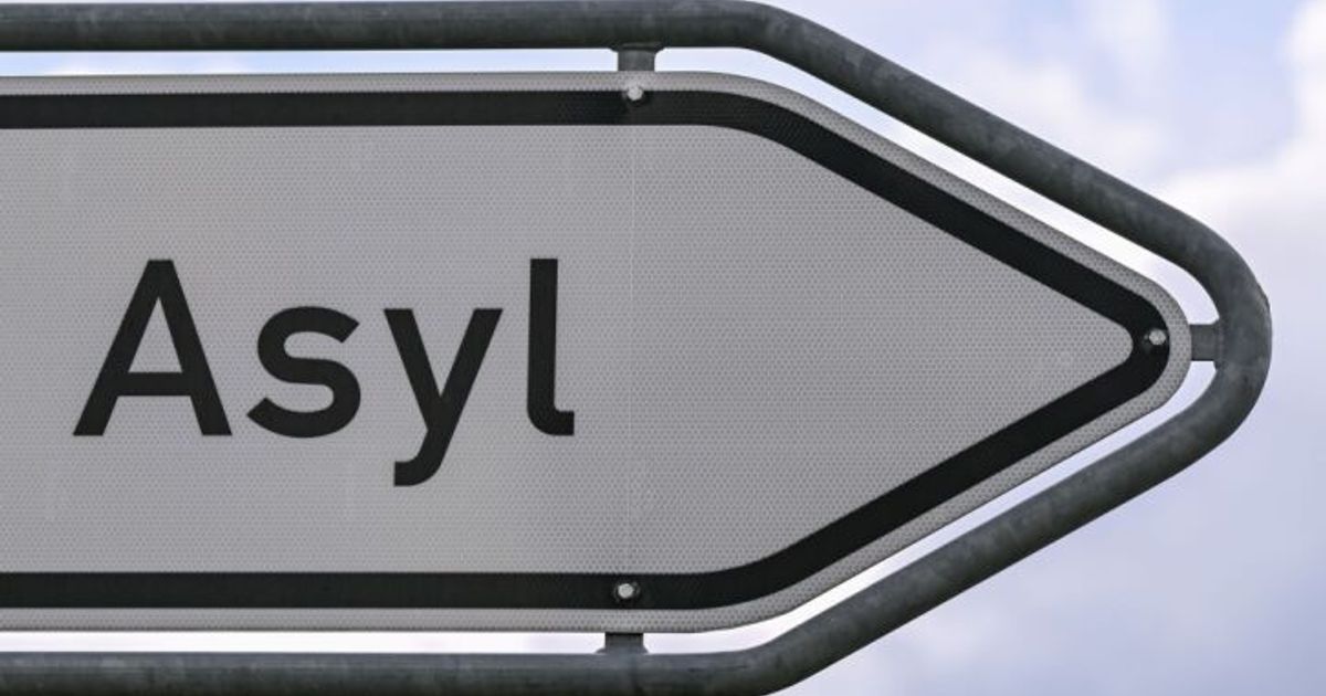 Asyl-Antr-ge-gehen-trotz-Eskalation-am-Golf-zur-ck