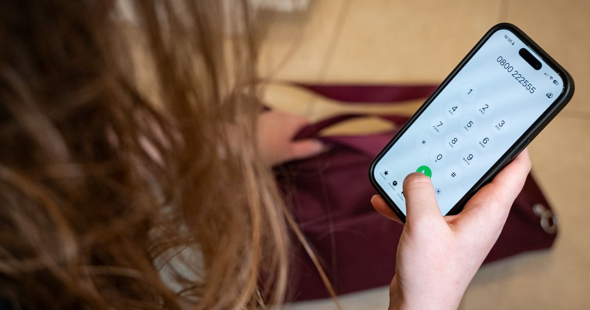 Schneller-helfen-bei-Gewalt-Der-Notfall-Button-muss-rasch-umgesetzt-werden-