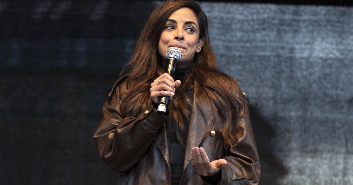 Collien-Fernandes-nach-Vorw-rfen-gegen-Ex-Mann-ersch-pft-Gerade-sehe-ich-wenig-Licht-