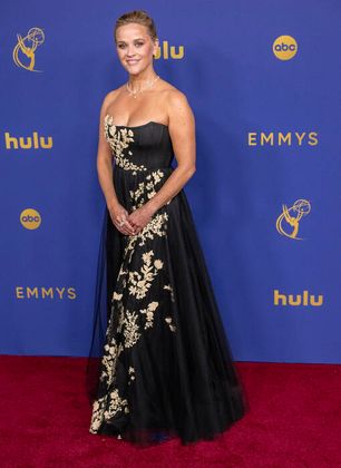 Reese Witherspoon in Dior.