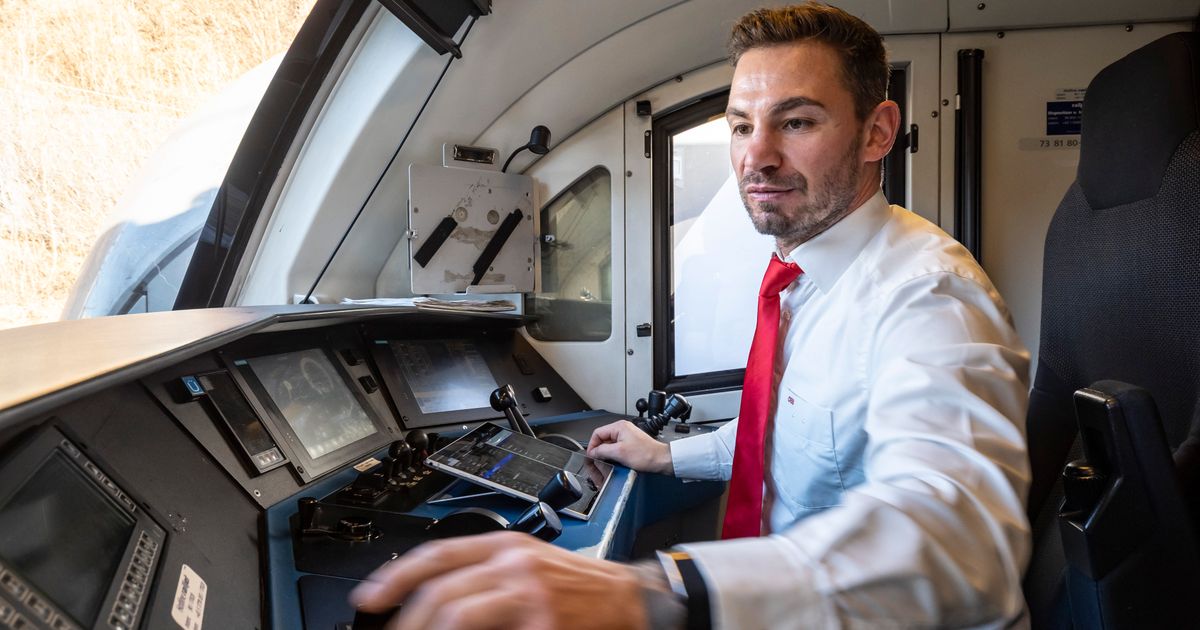 -Zug-st-rzen-auf-offener-Strecke-BB-geben-Einblick-in-seltenes-Man-ver