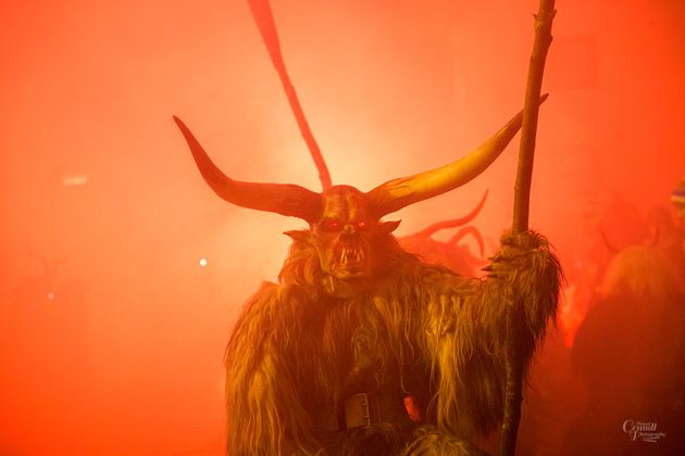 Krampusumzug in Jerzens im Pitztal mit den "Irzer Bertuifl".