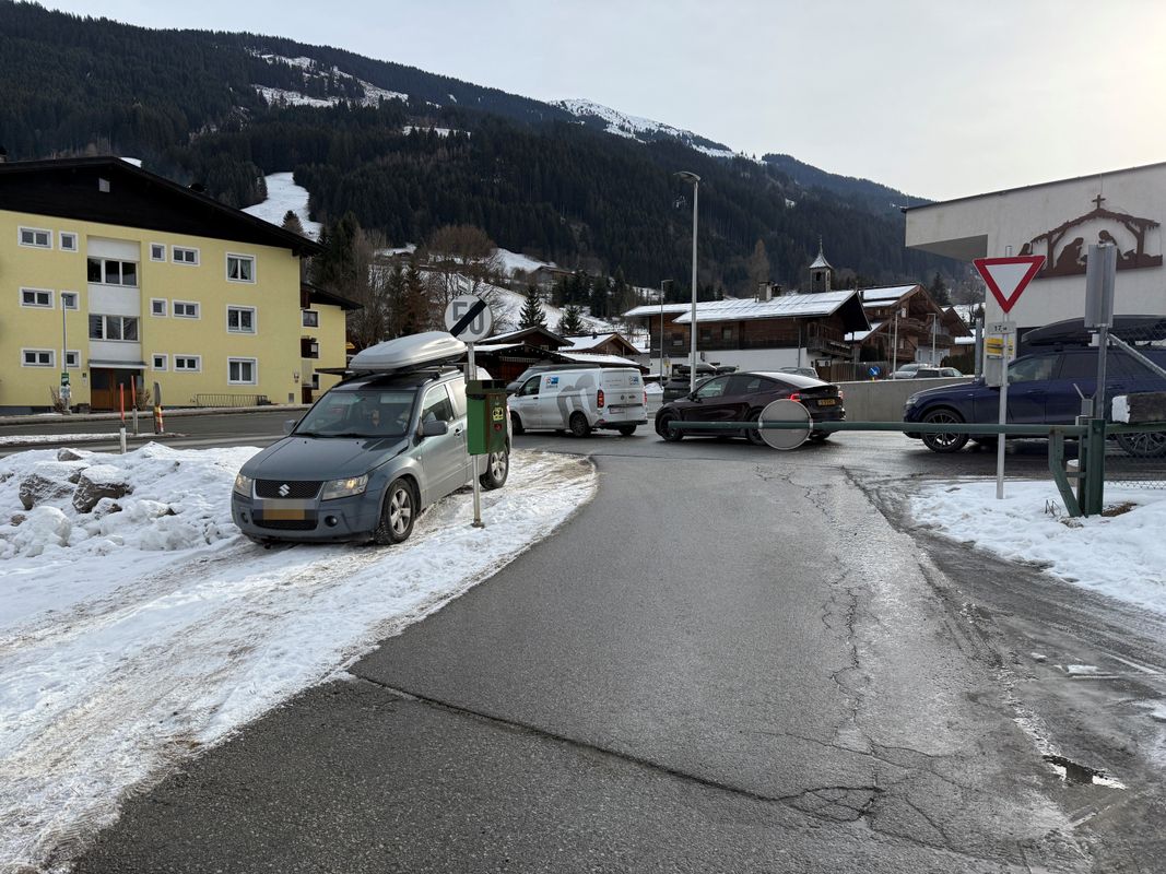 Pilotprojekt gegen Stau: Dosierampel soll Verkehr am Pass Thurn entzerren