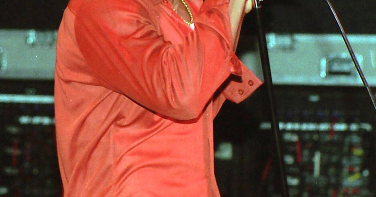 Soul musician D'Angelo dies of cancer at the age of 51