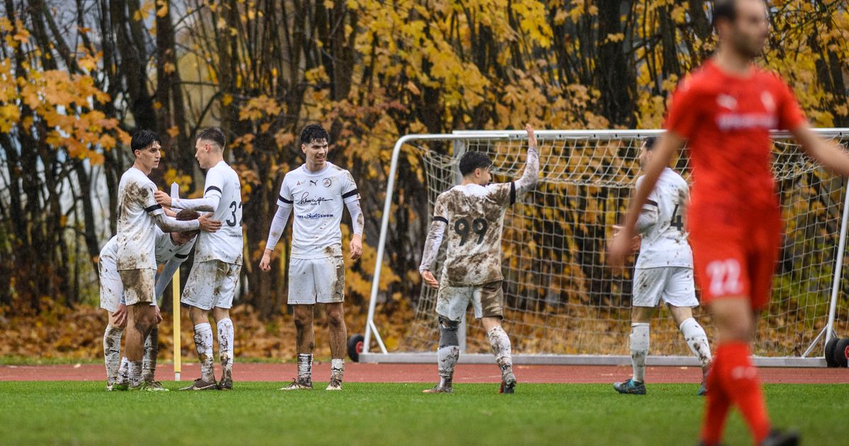 Reutte-feierte-bei-Regenschlacht-vor-ber-1000-Zuschauern-Derbysieg-gegen-Vils