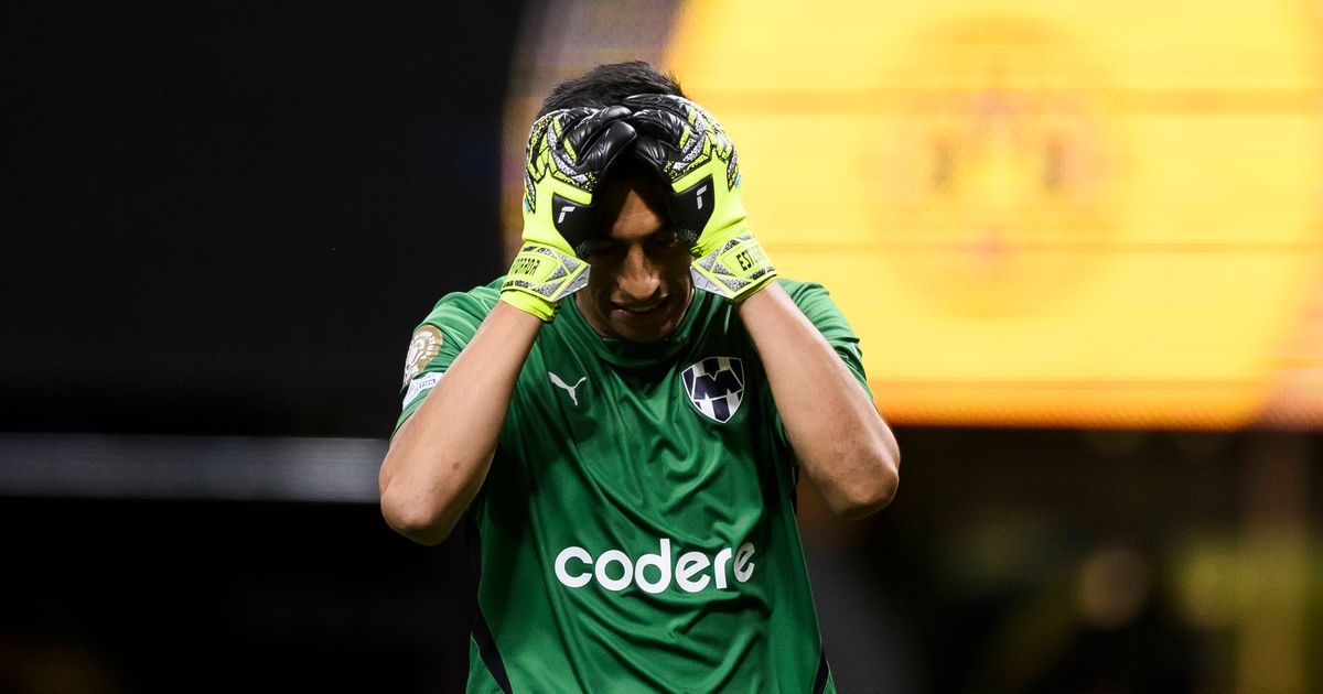 Polizei-musste-eingreifen-Tormann-attackierte-in-Spanien-Gegenspieler-mit-Faustschlag