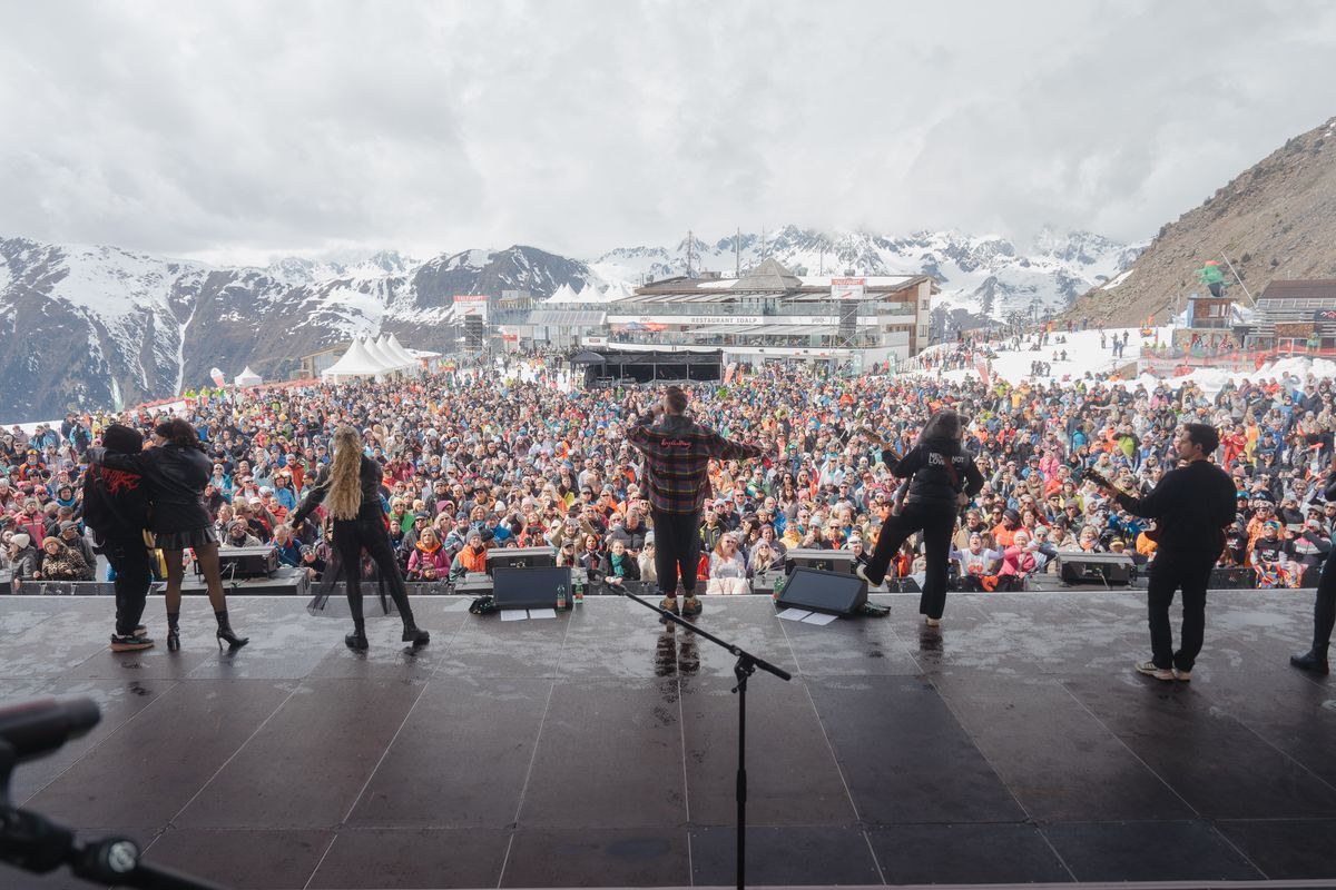 Bei Schneeregen und Sonne: Über 8.000 Fans feierten mit Schlagerstar Ben Zucker in Ischgl