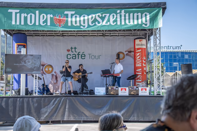 Ohne sie wäre das TT-Café nicht vorstellbar: Die Band Primetime sorgte wie gewohnt für gute Stimmung.