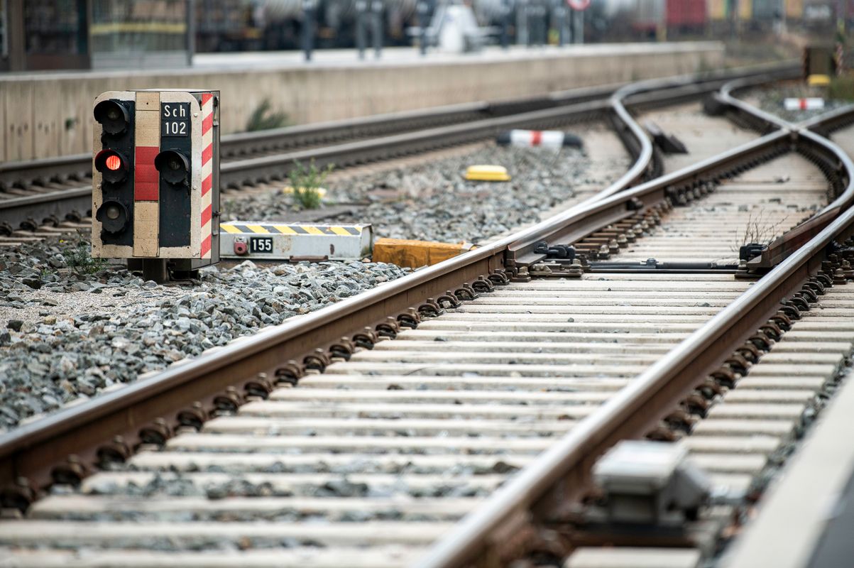 Verkehrsunfall in Deutschland: Zugverkehr zwischen Scharnitz und Mittenwald war unterbrochen