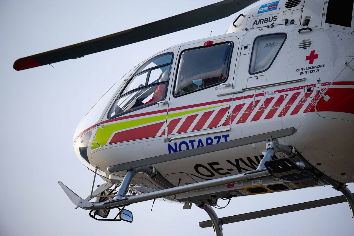 Besenstiel bohrte sich in den Bauch: 38-Jähriger im Pitztal nach Arbeitsunfall schwer verletzt