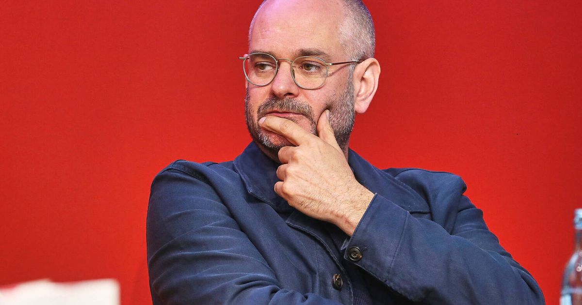 -Auf-Augenh-he-der-Zeit-Renommierte-Auszeichnung-f-r-Schriftsteller-Jonas-L-scher