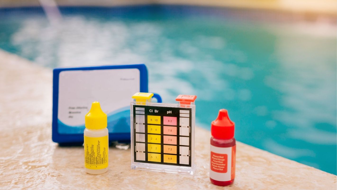 Unfall mit Pool-Chemikalien löste Großeinsatz in Kirchbichl aus: Mann atmete giftige Gase ein