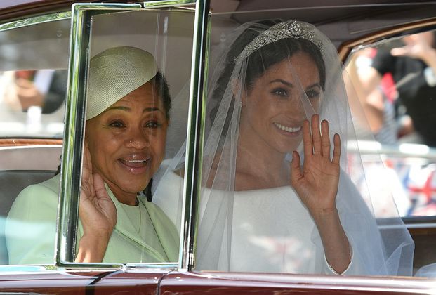 Meghan Markle fuhr mit ihrer Mutter Doria Ragland vom Hotel zur Kirche.