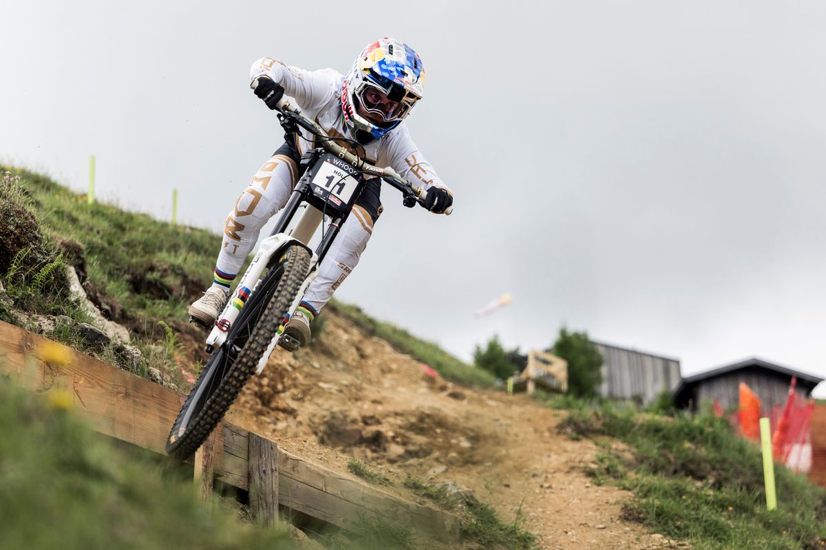 Downhill-Weltmeisterin Höll: „Ich hatte keine normale Kindheit“