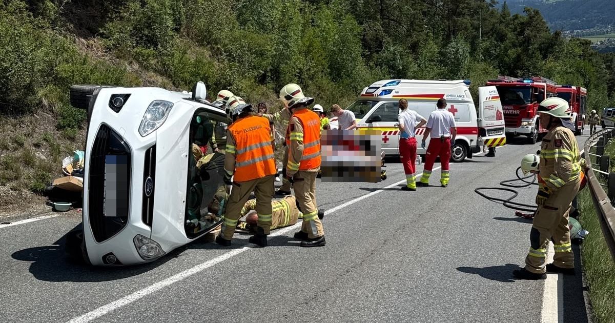 Two injured in accident at Zirler Berg, main road briefly closed