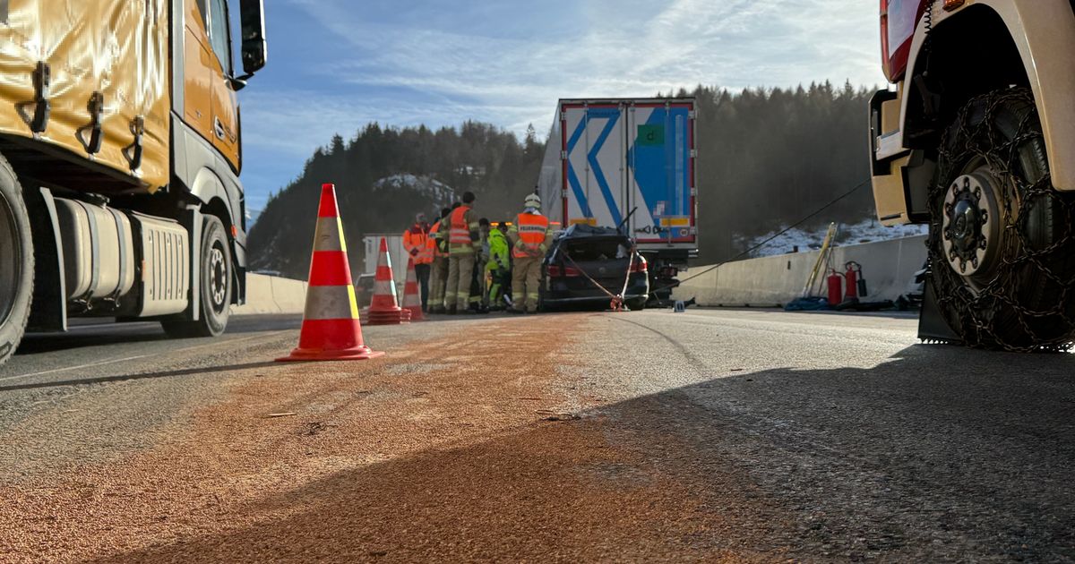 schwerer-auffahrunfall-brennerautobahn-wieder-einspurig-befahrbar