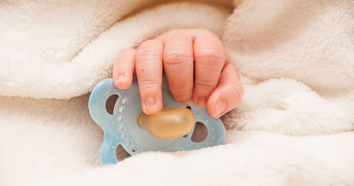 Spuren-von-verbotenem-Stoff-Diese-sechs-Schnuller-fallen-im-Test-durch