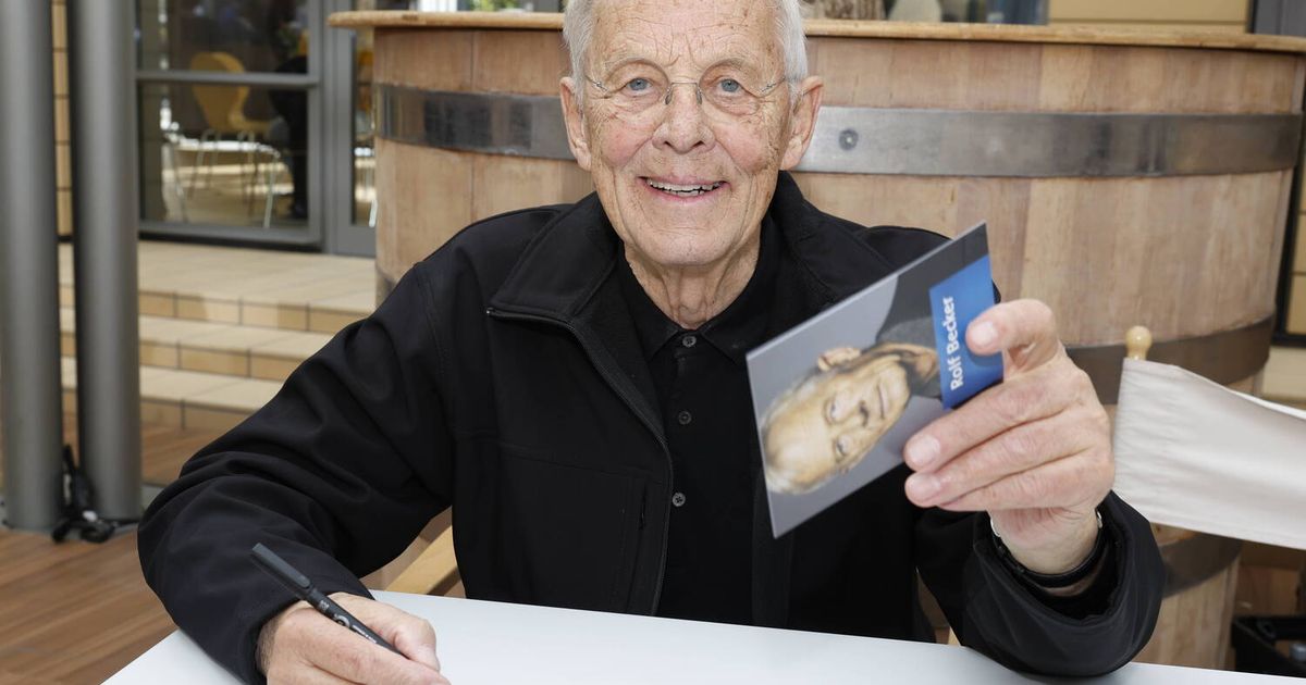 -In-aller-Freundschaft-Star-Rolf-Becker-in-Hamburg-gestorben