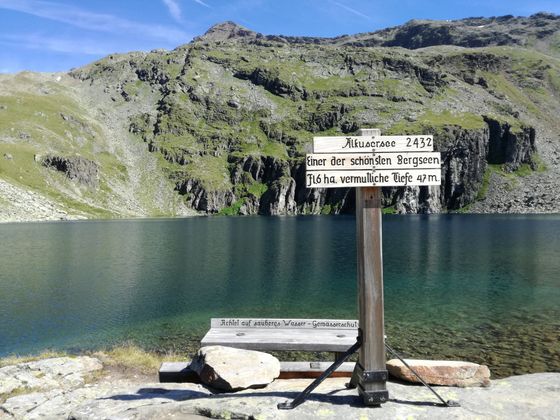 Alkuser See in Ainet.