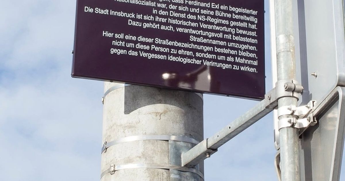 Belasteter-Stra-enname-Stadt-Innsbruck-setzt-in-Exlgasse-auf-Zusatztafel
