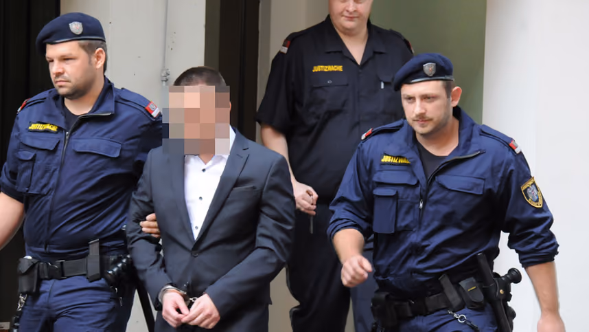 Geschworene fällten Urteil: 20 Jahre Haft für Mörder von Larissa