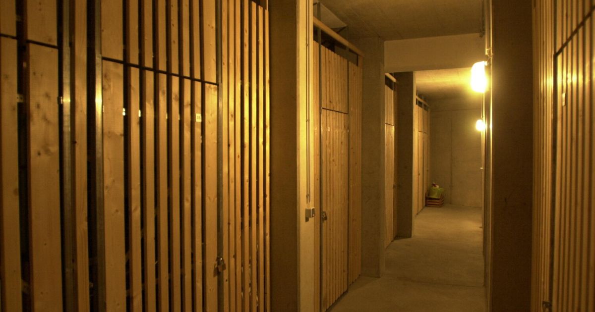 Einbrecher-knackten-Kellerabteile-in-Innsbruck-und-klauten-drei-Fahrr-der