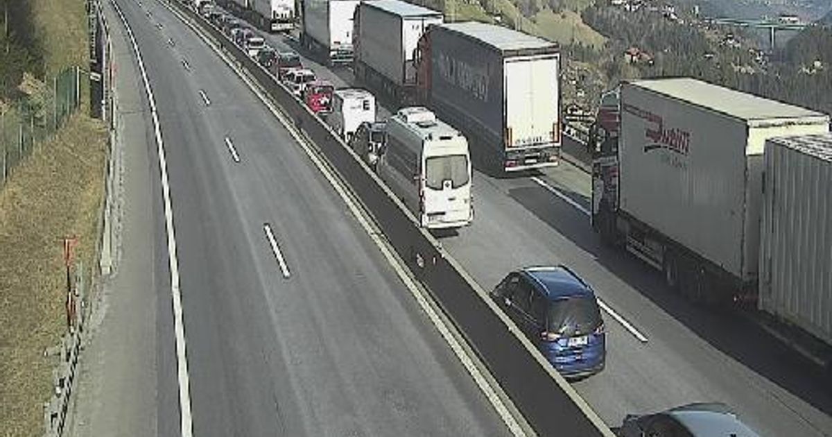 Schwerer-Unfall-bei-Mautstelle-Sch-nberg-Brennerautobahn-aktuell-gesperrt