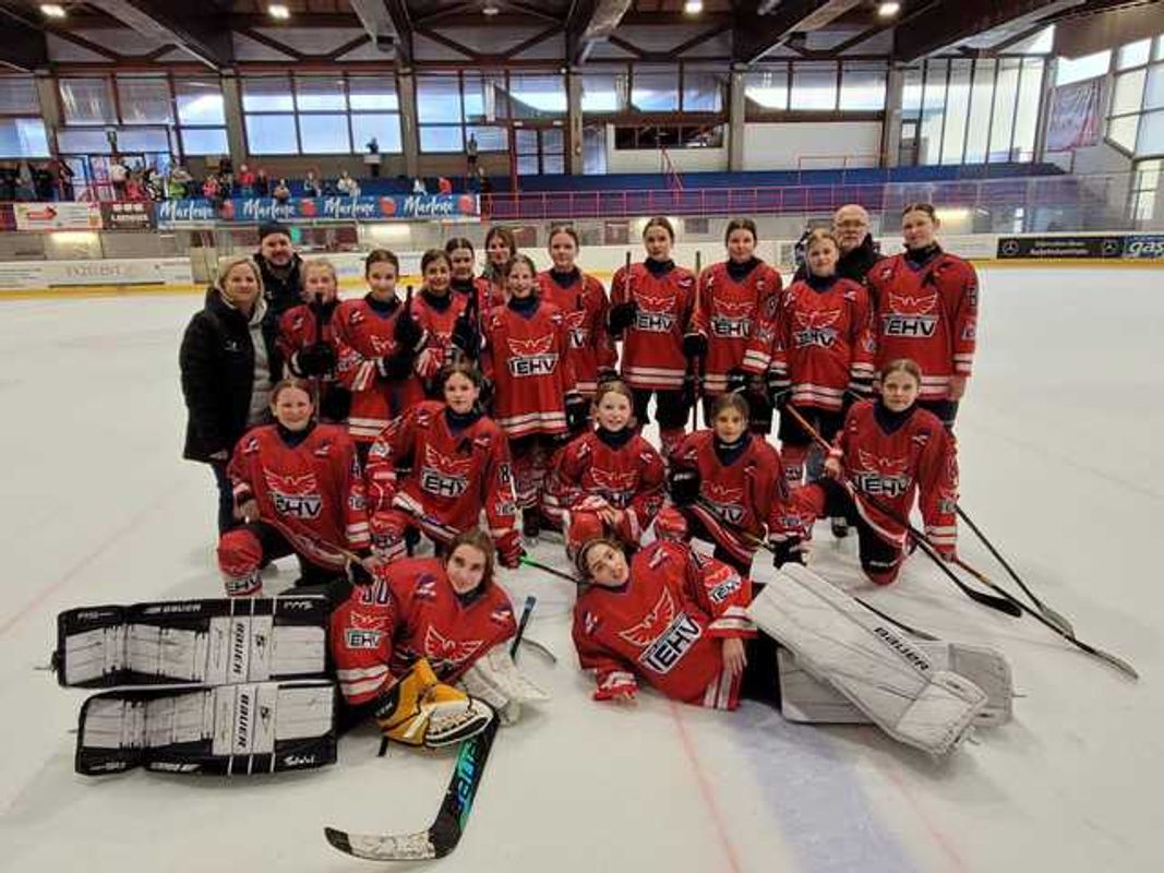 Ein Meilenstein im Tiroler Damen-Eishockey