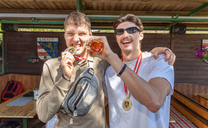 Robert Viiber und Kyle Paulson.