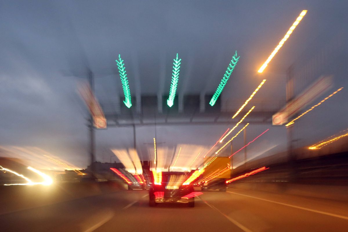 Mit 220 km/h auf A12 unterwegs: 52-jähriger Raser ist vorers