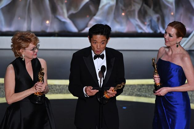 Vivian Baker, Kazu Hiro und Anne Morgan (v.l.) zauberten in "Bombshell" das beste Makeup und die besten Frisuren des Jahres.