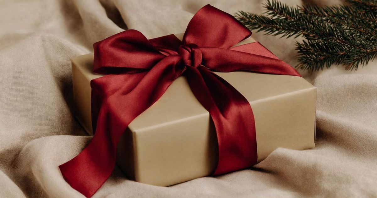 G-nstig-Kultur-verschenken-Sieben-Tipps-f-r-Weihnachten-die-auch-ins-kleine-Budget-passen