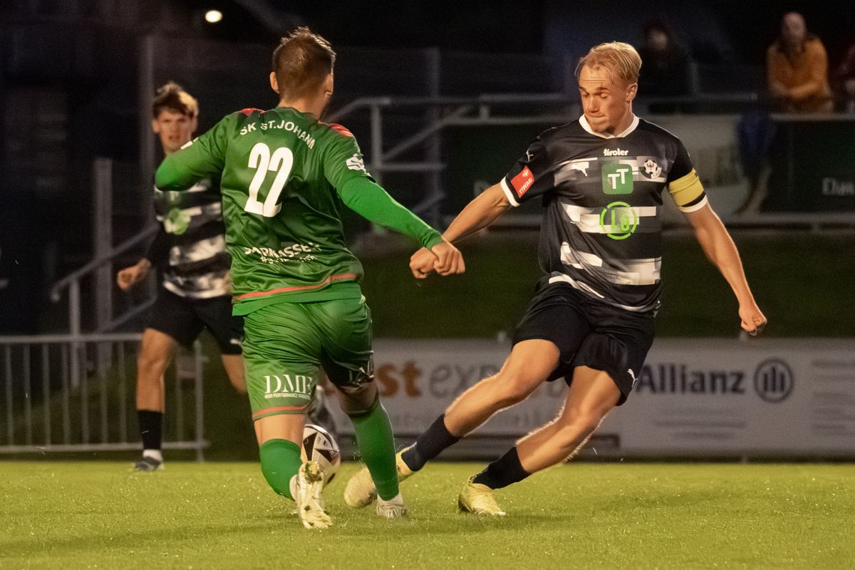 St. Johann reist mit eigenem Fanbus nach Wattens, Jenbach in Erl unter Druck