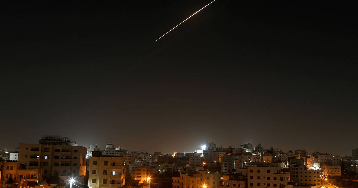 Neue-Raketenangriffe-auf-Israel-und-Iran-zwei-US-Kampfjets-abgeschossen