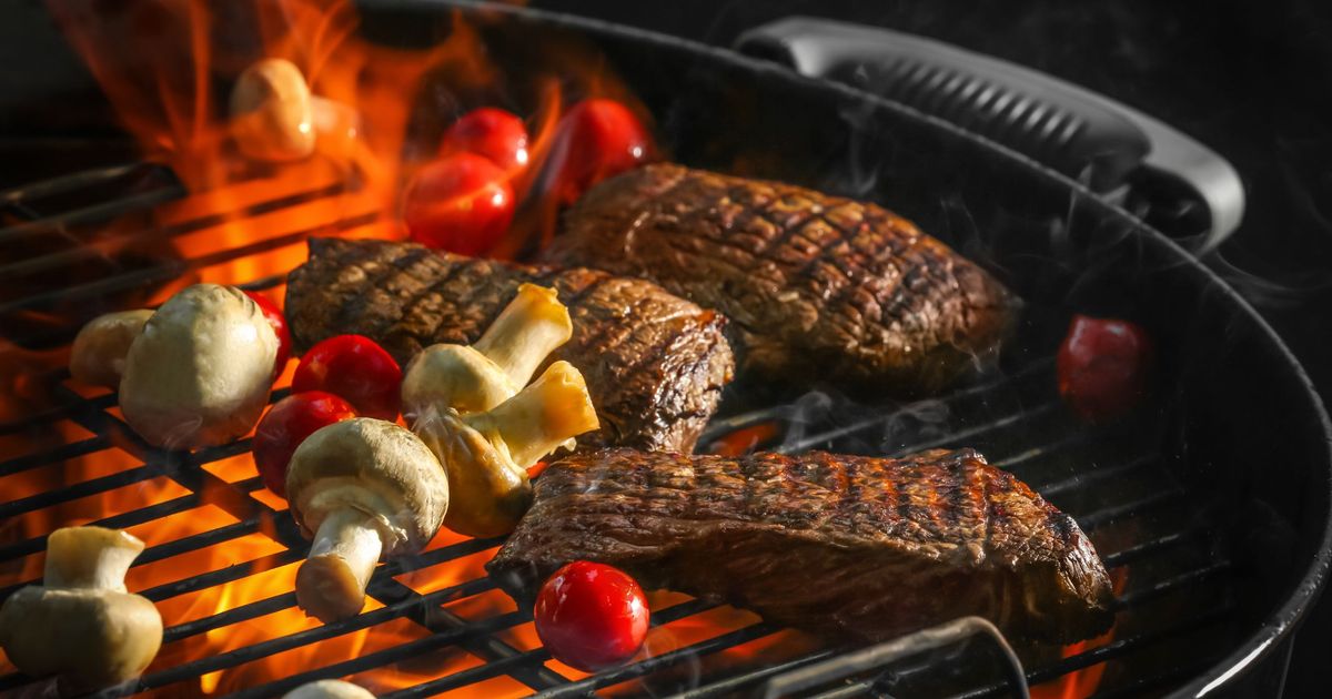 Wie-man-beim-Grillen-Unf-lle-vermeidet-Richtiger-Umgang-mit-Feuer-Gas-und-Kohlen