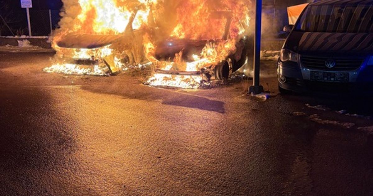 R-tsel-um-brennende-Autos-in-Imst-Polizei-schlie-t-Brandstiftung-nicht-aus
