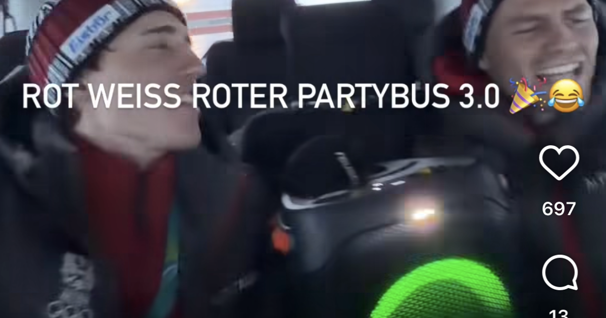 Feiern-im-rot-wei-roten-Party-Bus-Bronze-Duo-hat-einen-Wackelkontakt-