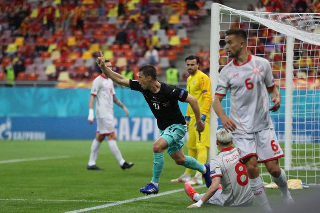 ... und jubelte über das 1:0.