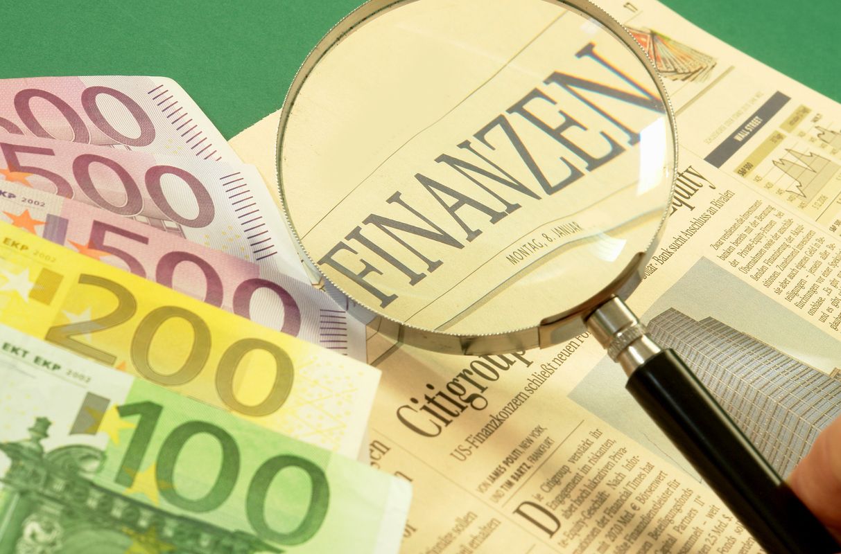 Pro-Kopf-Verschuldung unter der Lupe: Tiroler schultern die geringste Schuldenlast