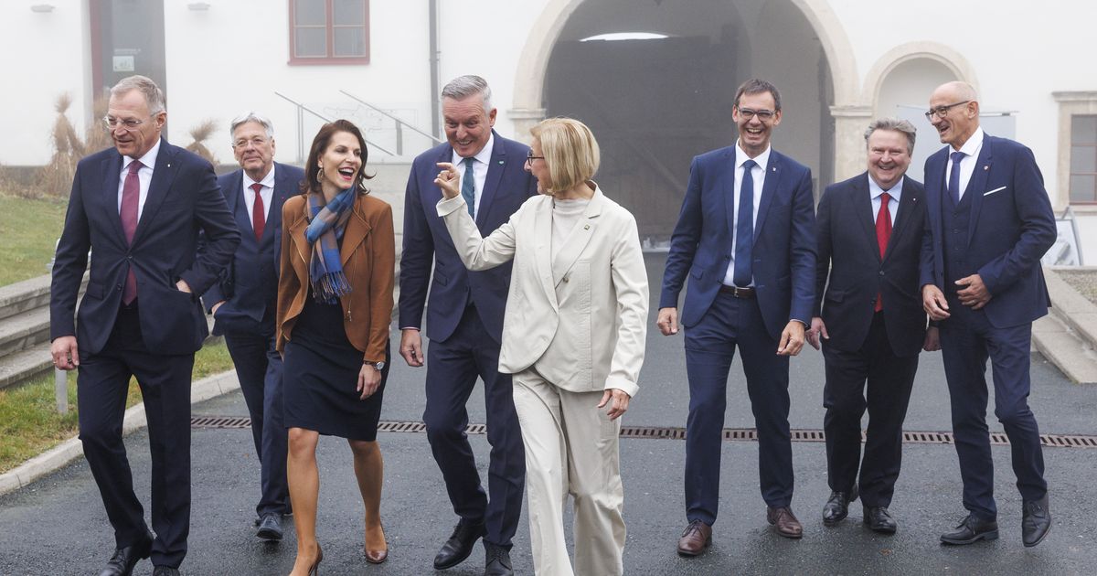 Innsbruck-Gipfel-ohne-Bundesregierung-Marterbauer-Sager-l-sst-L-nderchefs-z-rnen